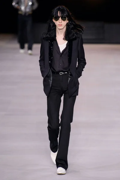 Look 39